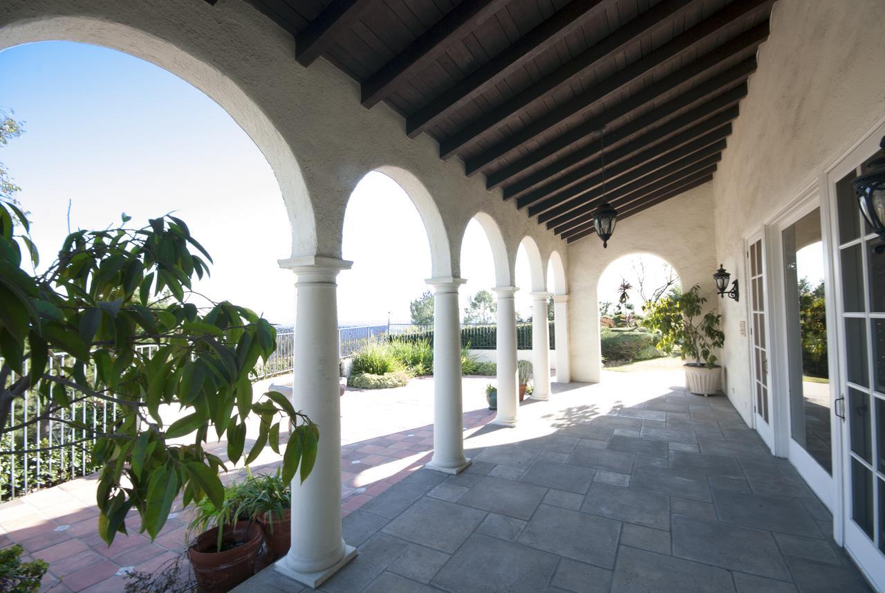 The Patrician Hollywood Universal Pasadena Exterior photo